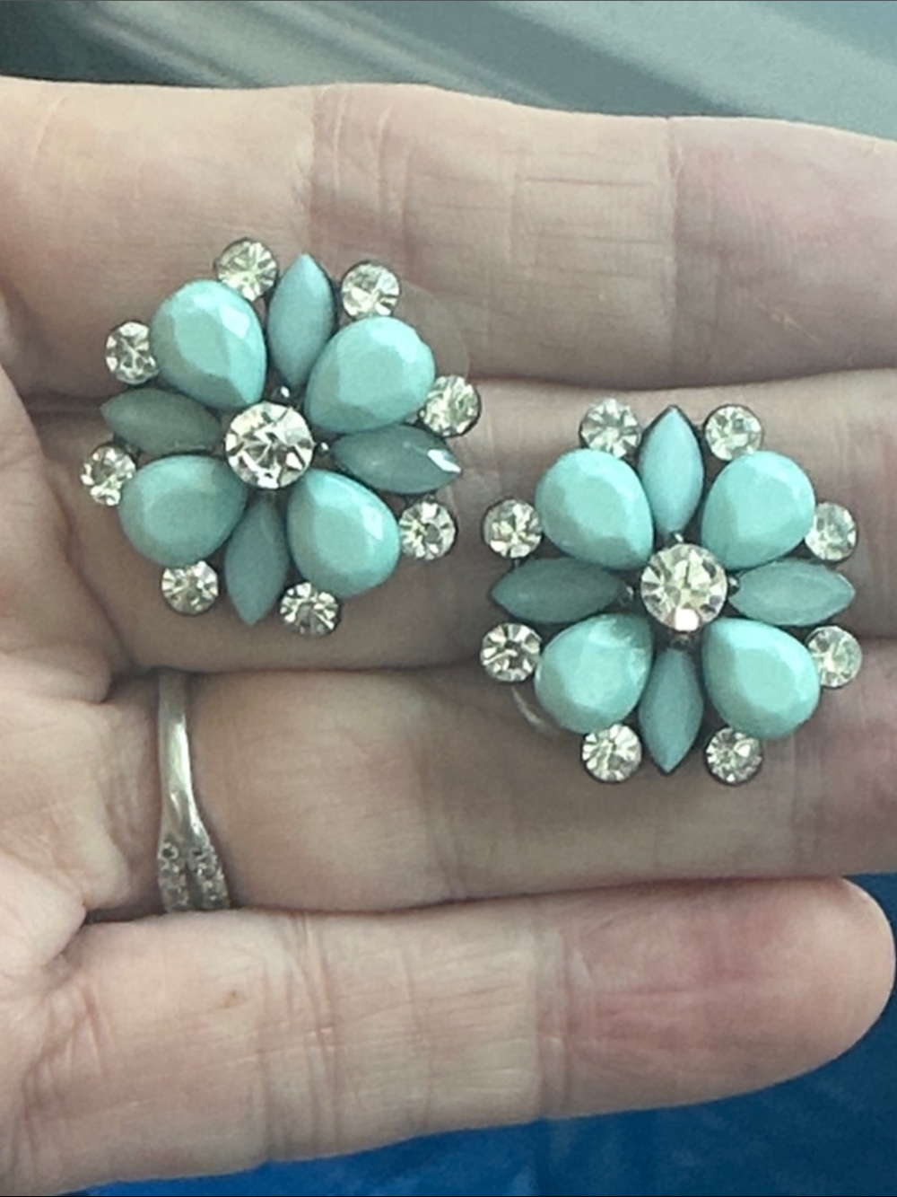 Pale Blue Floral Crystal Stud Earrings - Women Jewelry